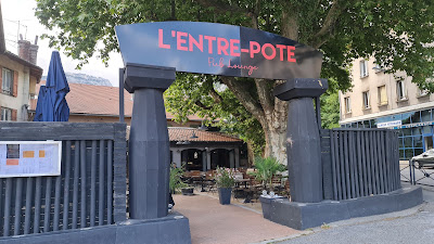 L'Entre-Pote - Pub & Lounge à Grenoble