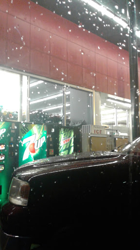 Grocery Store «Food Giant», reviews and photos, 171 Porter Ave, Biloxi, MS 39530, USA