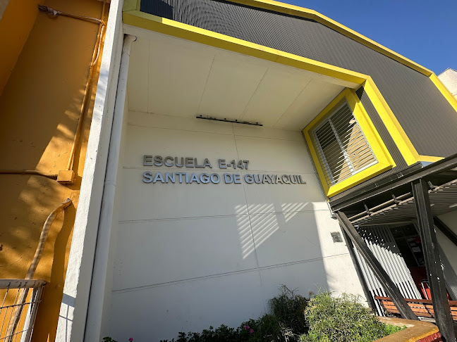 Opiniones de Escuela Santiago de Guayaquil en Huechuraba - Escuela