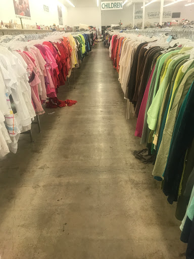 Thrift Store «Hope of The Valley Thrift Store», reviews and photos, 19379 Soledad Canyon Rd, Canyon Country, CA 91351, USA