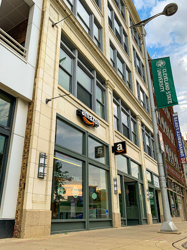 Amazon Hub Locker (Cleveland) image 2