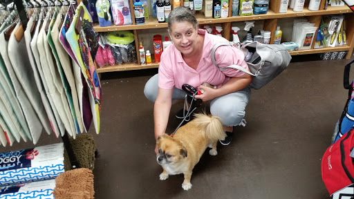 Pet Store «Island Dog», reviews and photos, 410 Mallery St, Saint Simons Island, GA 31522, USA