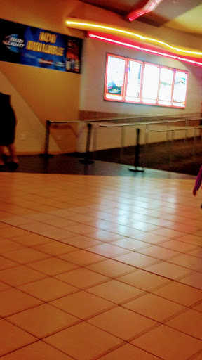 Movie Theater «Regal Cinemas Southland Mall 16», reviews and photos, 20505 S Dixie Hwy, Cutler Bay, FL 33189, USA