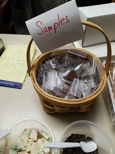 Baking Supply Store «Cake Supplies», reviews and photos, 8805 S Roberts Rd, Hickory Hills, IL 60457, USA