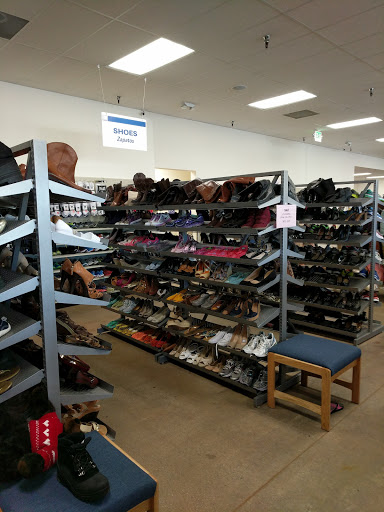 Thrift Store «Goodwill», reviews and photos