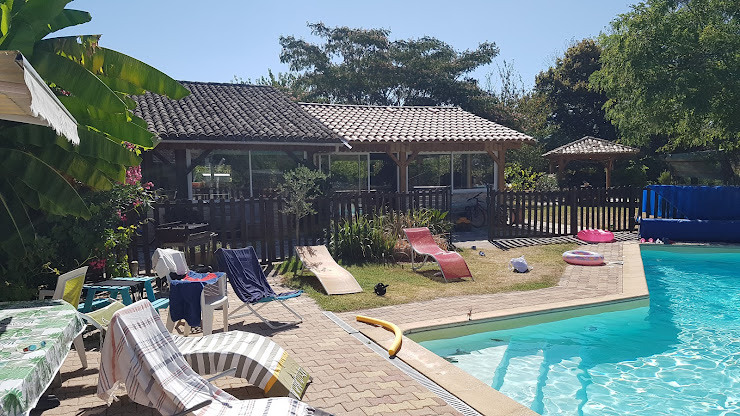 Photo Hébergement Demeure familiale 24680 Gardonne