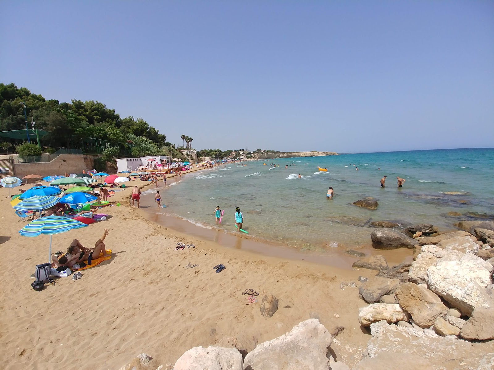 Foto di Spiaggia Di Gallina e l'insediamento