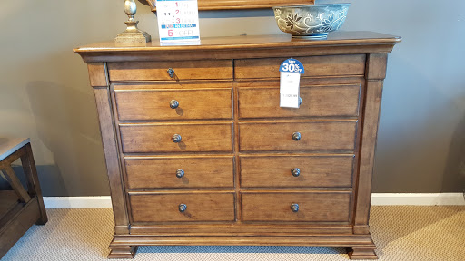 Furniture Store «La-Z-Boy Furniture Galleries», reviews and photos, 565 Market Ct, Myrtle Beach, SC 29577, USA