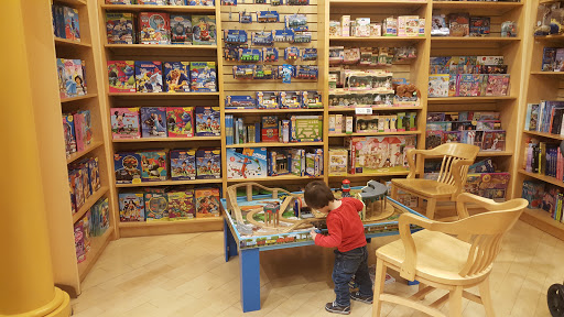 Book Store «Barnes & Noble Booksellers Clackamas Town Ctr Mall», reviews and photos, 12000 SE 82nd Ave, Portland, OR 97086, USA