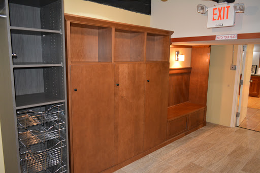 Home Improvement Store «Nashua Wallpaper & Paint», reviews and photos, 129 W Pearl St #1, Nashua, NH 03060, USA