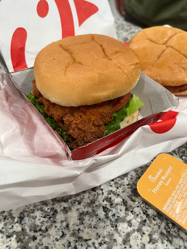 Fast Food Restaurant «Chick-fil-A», reviews and photos, 900 E US Hwy 80, Forney, TX 75126, USA