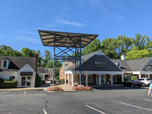 Shopping Mall «Foxcroft East Shopping Center», reviews and photos, 7802 Fairview Rd, Charlotte, NC 28226, USA