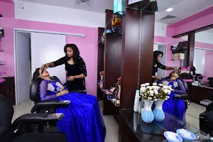 Ladies Beauty parlour and StitchWell Boutique in Links Mall image