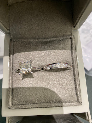 Jeweler «REEDS Jewelers», reviews and photos, 4200 Portsmouth Blvd #10, Chesapeake, VA 23321, USA