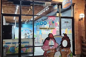 MOO-LIX Ice Cream Shop image