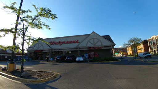 Walgreens, 2828 N Harlem Ave, Elmwood Park, IL 60707, USA, 