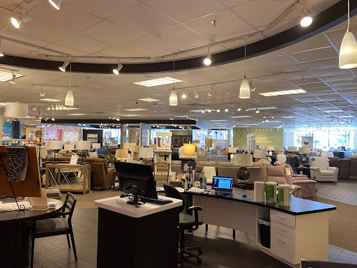 Furniture Store «La-Z-Boy Furniture Galleries», reviews and photos, 11625 S Orange Blossom Trail, Orlando, FL 32837, USA