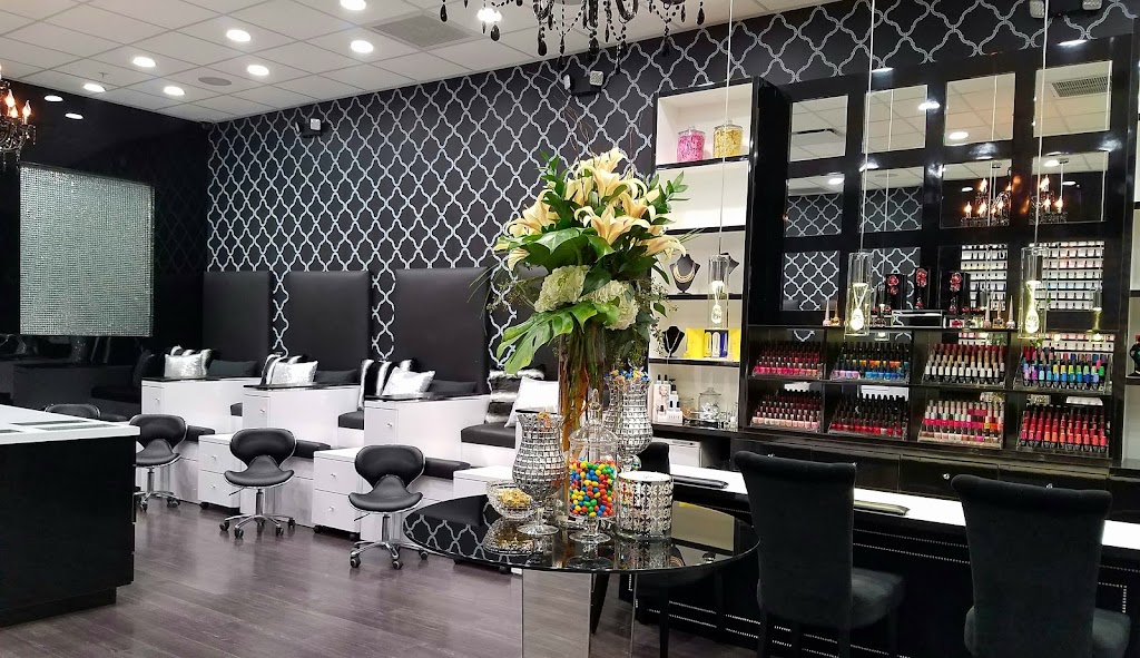 Lucky Em’s Nail Salon 95620