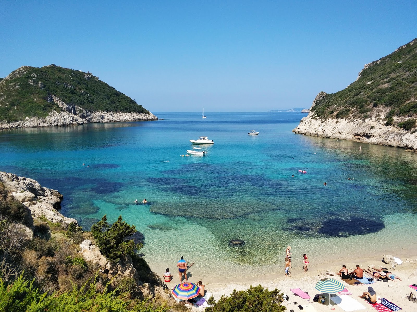 Foto von Pirate beach mit kleine bucht