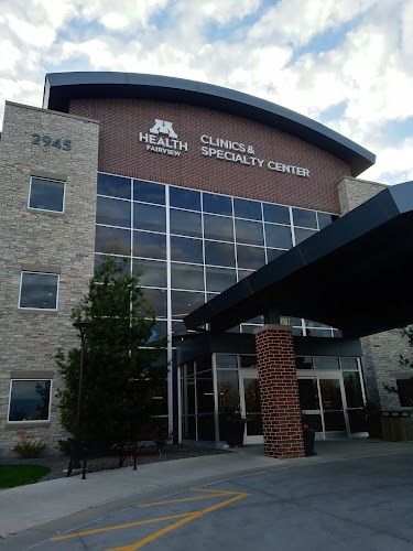 M Health Fairview Walk-in Clinic - Maplewood