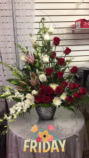 Florist «Illusion Florist & Events», reviews and photos, 12231 SE Stark St, Portland, OR 97233, USA