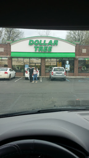 Dollar Store «Dollar Tree», reviews and photos, 35769 Van Born Rd, Romulus, MI 48174, USA