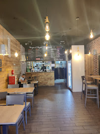 Atmosphère du Restaurant de hamburgers Burgers & Bagels Lafayette à Lyon - n°15