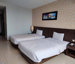 Grand Pacific Hotel photo