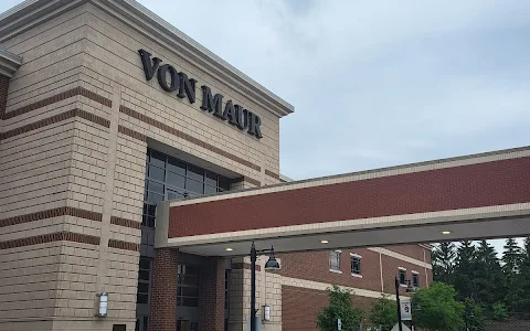 Von Maur image