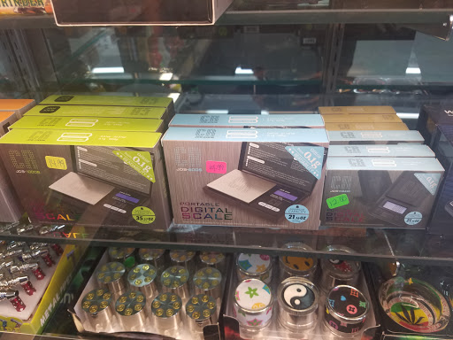 Tobacco Shop «Twenty One Plus Smoke Shop», reviews and photos, 144 Bowdoin St, Dorchester, MA 02122, USA