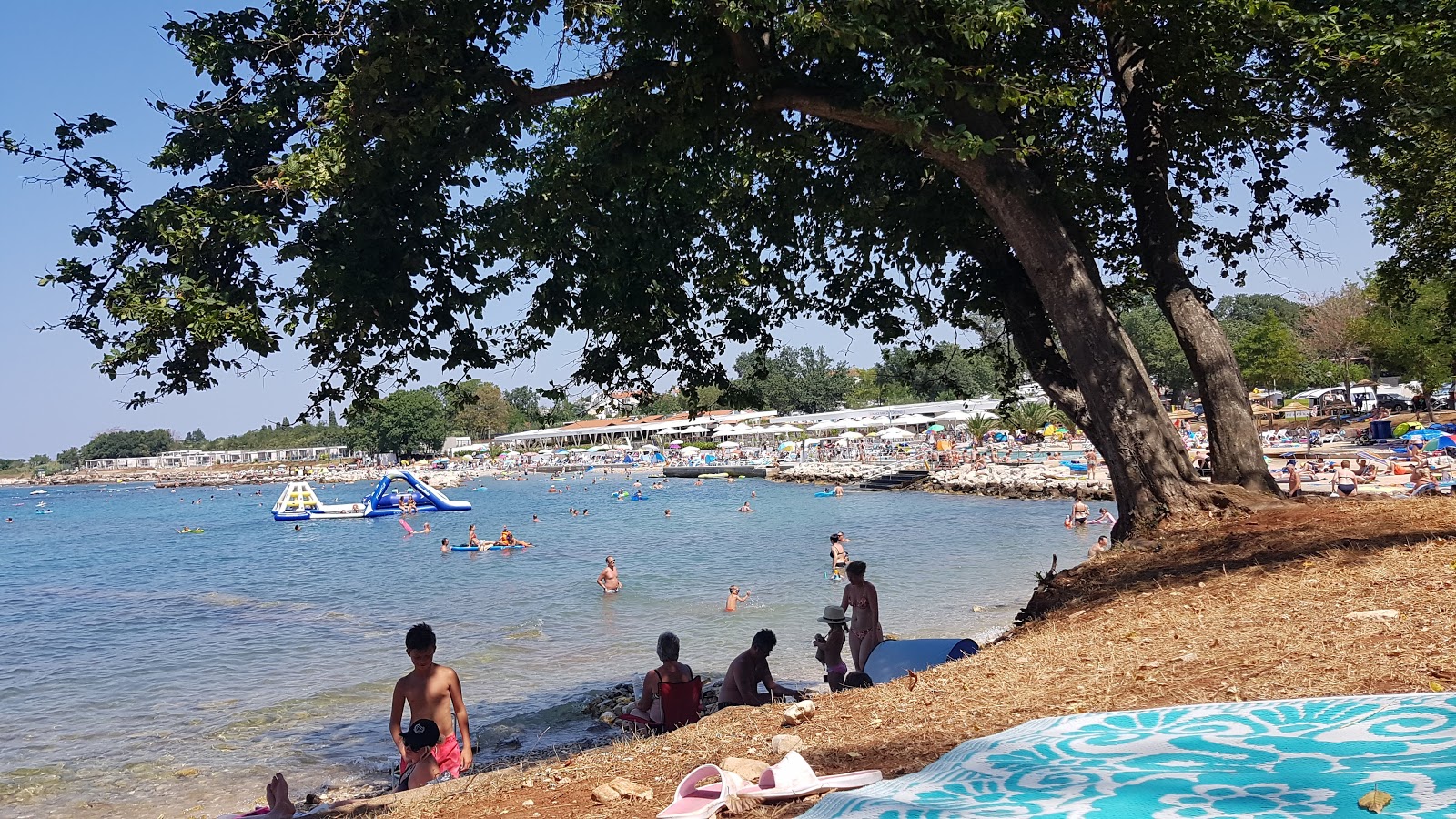 Photo de Lokvina beach zone de station balnéaire