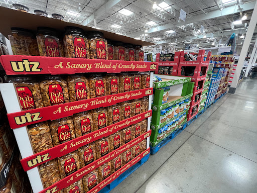 Warehouse store «Costco Wholesale», reviews and photos, 5020 Norton Healthcare Blvd, Louisville, KY 40241, USA
