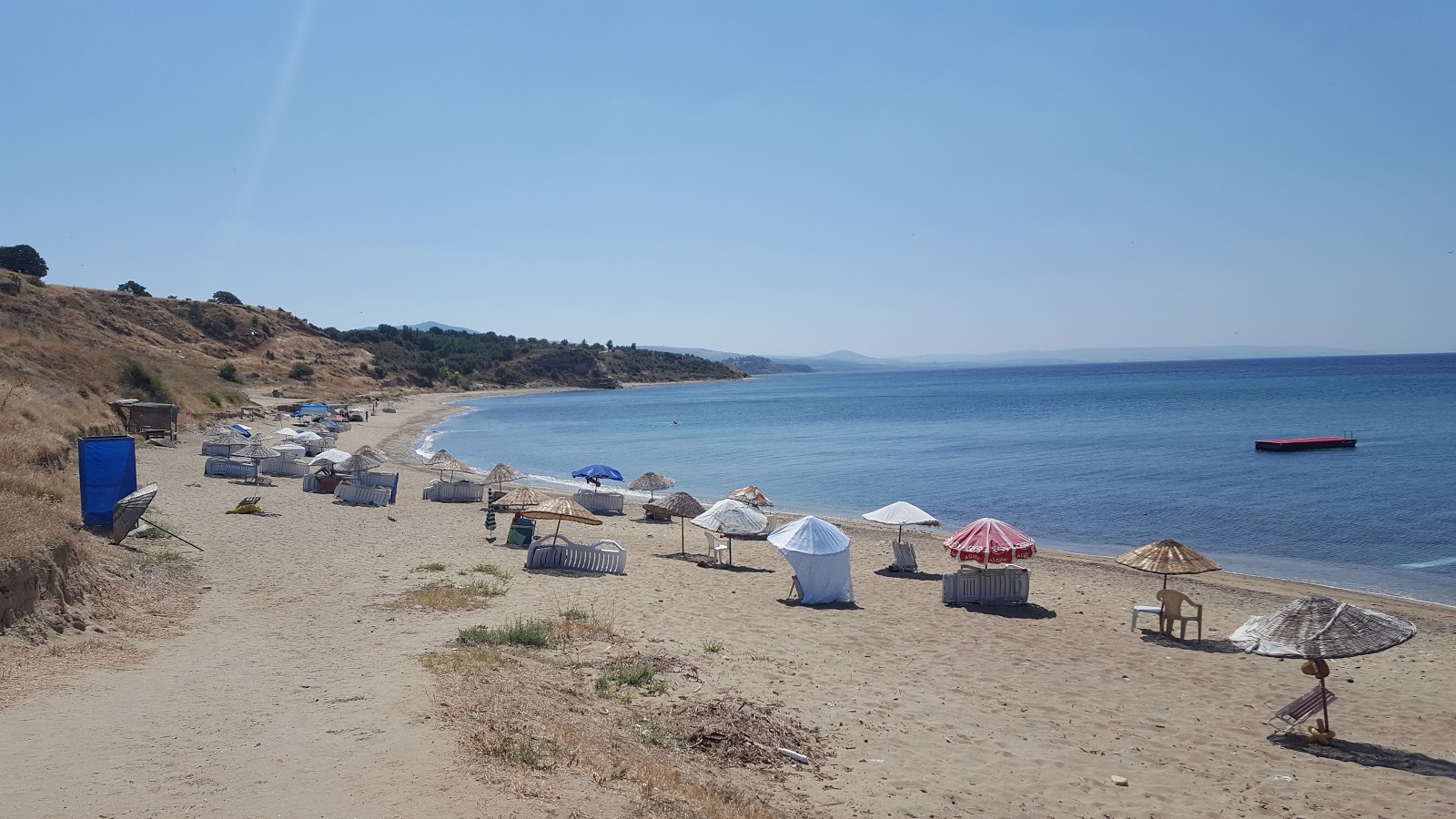 Gunestepe beach'in fotoğrafı biraz temiz temizlik seviyesi ile