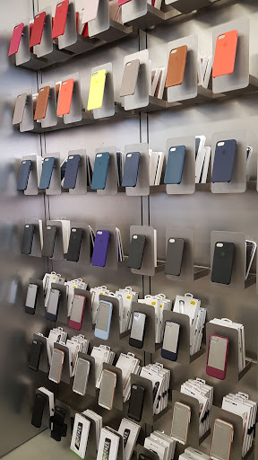 Computer Store «Apple Georgetown», reviews and photos, 1229 Wisconsin Ave NW, Washington, DC 20007, USA