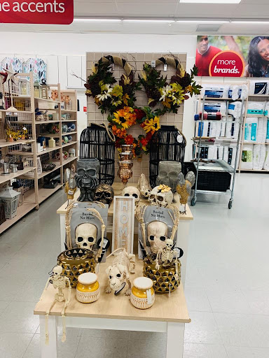 Department Store «Bealls Outlet», reviews and photos, 2710 Tamiami Trail E, Naples, FL 34112, USA