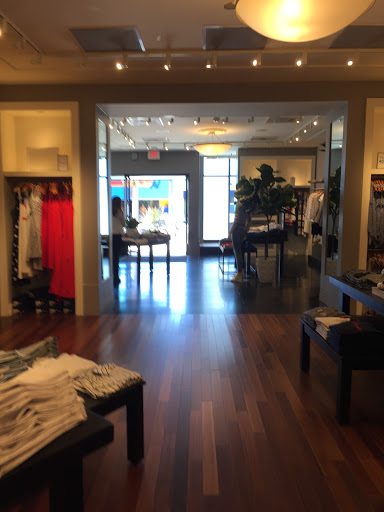 Clothing Store «Banana Republic», reviews and photos, 7841 Girard Ave, La Jolla, CA 92037, USA