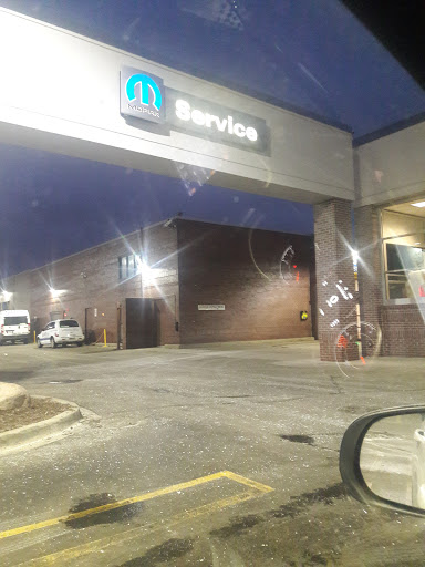 Car Dealer «Southfield Chrysler Dodge Jeep Ram», reviews and photos, 28100 Telegraph Rd, Southfield, MI 48034, USA