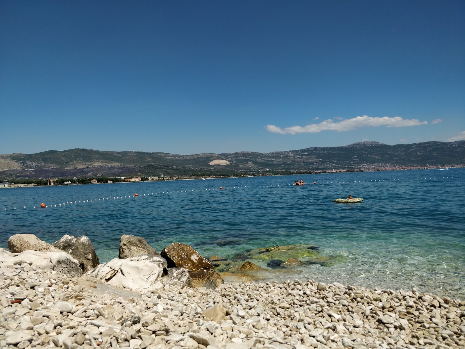 Foto von Krcica beach annehmlichkeitenbereich