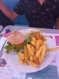 Hamburger du Restaurant américain Twist Diner Café à Saint-Jean-de-Monts - n°15