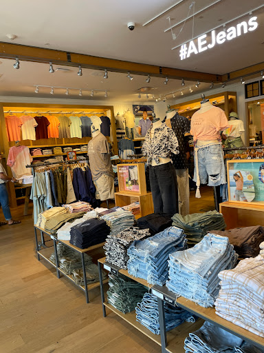 Clothing Store «AEO & Aerie Store», reviews and photos, 2615 Medical Center Pkwy #1370, Murfreesboro, TN 37129, USA