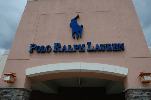 Shopping Mall «Birch Run Premium Outlets», reviews and photos, 12240 S Beyer Rd, Birch Run, MI 48415, USA