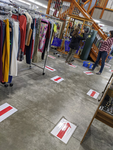 Thrift Store «Senior Thrift - Benefitting Island Senior Resources», reviews and photos, 5518 Woodard Ave, Freeland, WA 98249, USA