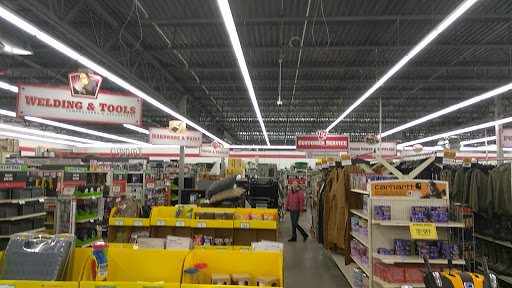 Home Improvement Store «Tractor Supply Co.», reviews and photos, 235 New Lancaster Rd, Leominster, MA 01453, USA