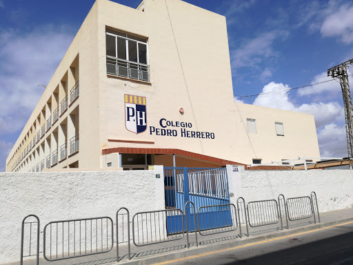 Centro Privado de Enseñanza Médico Pedro Herrero en Alicante
