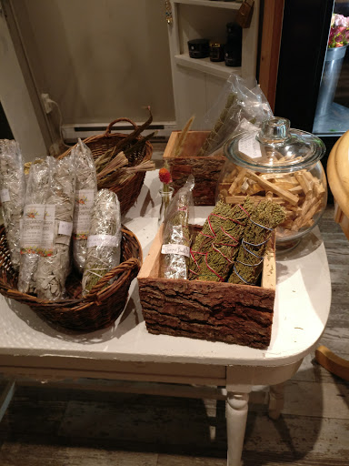 Florist «Snapdragon Flowers and Gifts», reviews and photos, 5015 Baltimore Ave, Philadelphia, PA 19143, USA