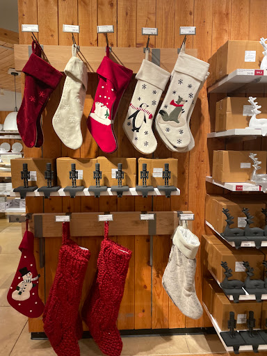 Furniture Store «Crate and Barrel», reviews and photos, 3104 Knox St, Dallas, TX 75205, USA