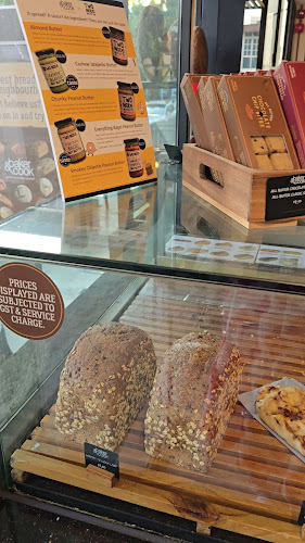 64 Namly Pl, Singapore 267208