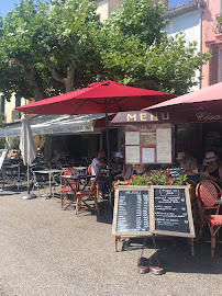 Atmosphère du Restaurant de fruits de mer Chez César à Cassis - n°11