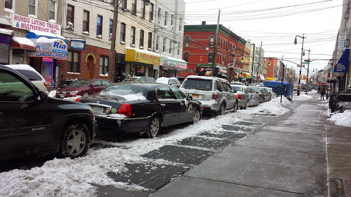 Liquor Store «B&S WINE AND SPIRITS», reviews and photos, 152 Wyckoff Ave, Brooklyn, NY 11237, USA