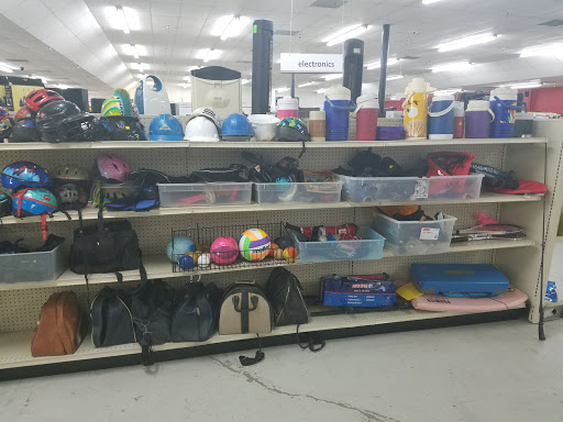 Thrift Store «Waterfront Rescue Mission Thrift Store», reviews and photos